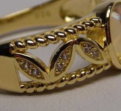 Pierścionek opalizujący kamień listki z cyrkoniami srebro złocone R.23