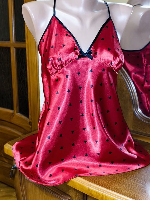 красивый пеньюар /майка для сна XL