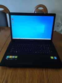 Laptop Lenovo i5 17,3"