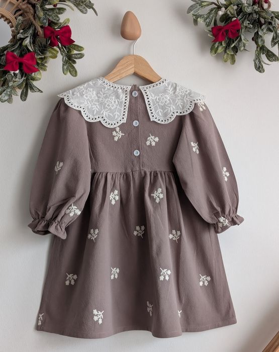 Brązowa sukienka 98 ażurowy kołnierzyk boho świąteczna vintage