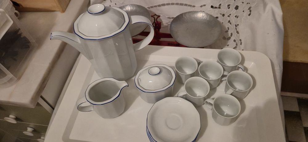Serviço de café em porcelana para 6 pessoas