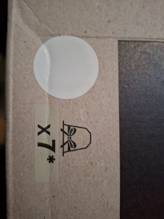 Máquina Café Nespresso Essenza Mini C30 NOVA