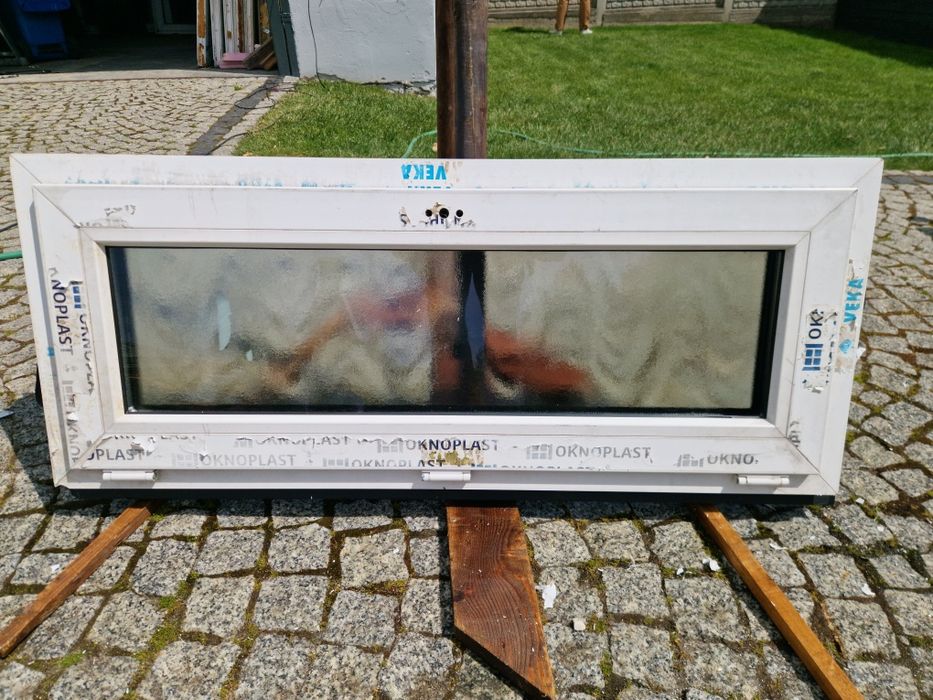 Okno 121.5x50.5 nowe pcv bialo brązowe