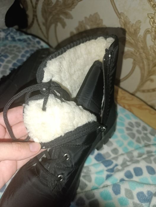 Ботинки зимові 41 ( 1 раз взуті)