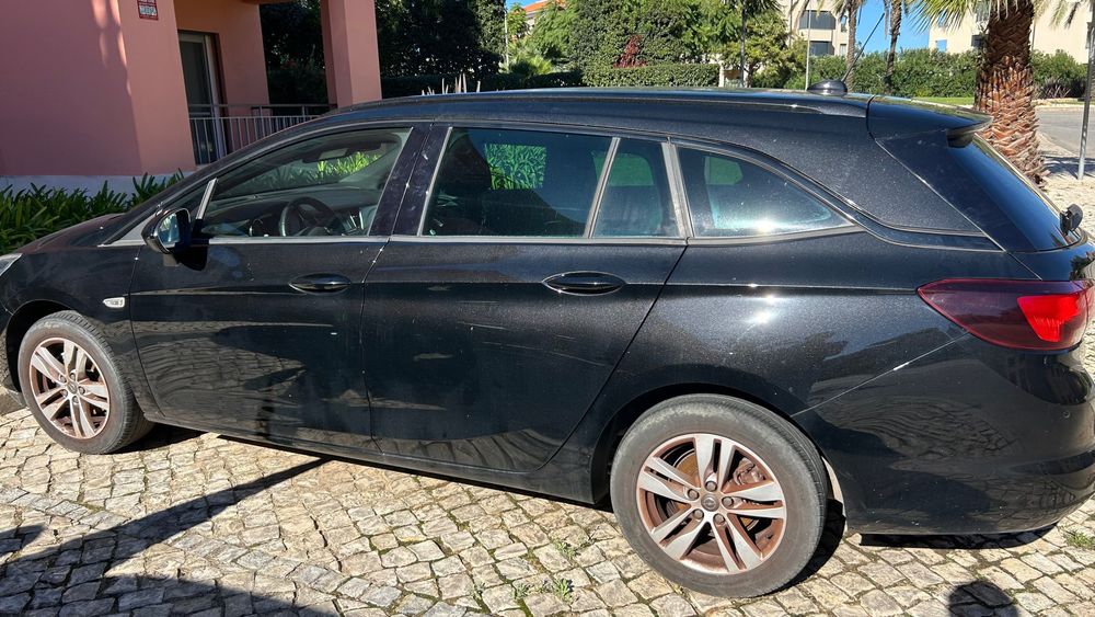 Opel Astra Sports Tourer 1.2 130 cv