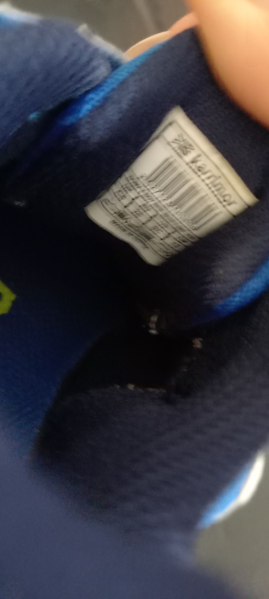 2 pares de Tenis tamanho 26 menino