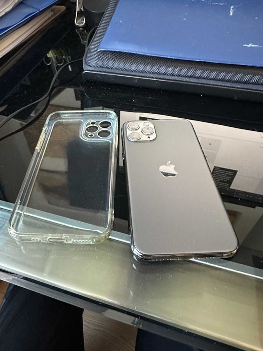 iPhone 11 Pro (256 Gb) c/capa e película de gel