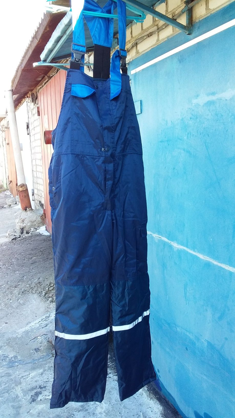 Продаю 2 зимних полукомбеза с моря