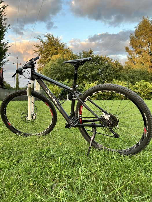 Rower Canyon 29 rockshox bardzo lekki