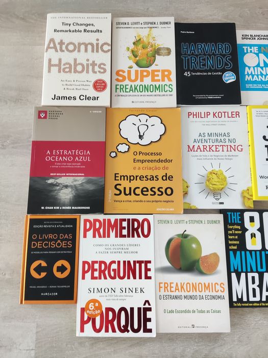 Conjunto de 15 livros relacionados com Gestão.