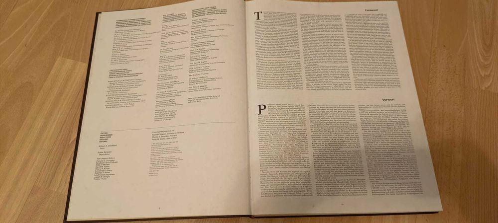 Eciclopedia Britanica (lingua inglesa) publicada em 1986