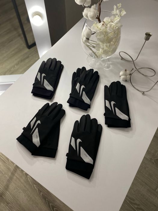 Рукавиці Nike , Рукавиці Nike hyperwarm , Nike drill