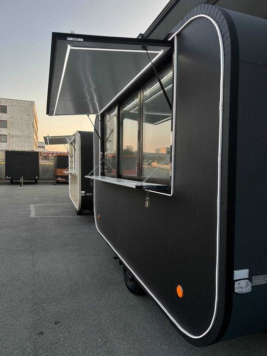 Przyczepa gastronomiczna/food truck 3,5x2  LODY/GOFRY/KEBAB/ZAPIEKANKI