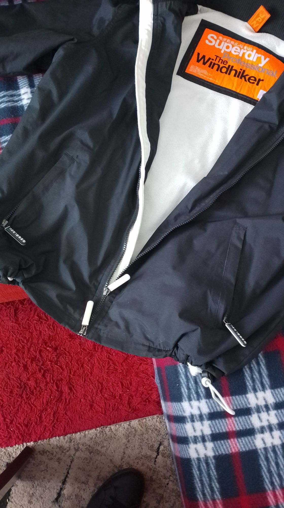 Sprzedam kurtkę  marki Super dr xl