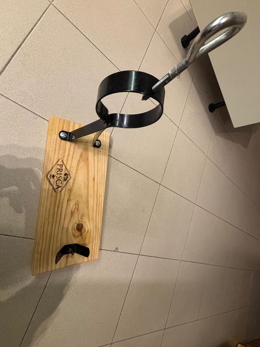 Suporte para pata de presunto