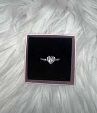 Pandora ring heart