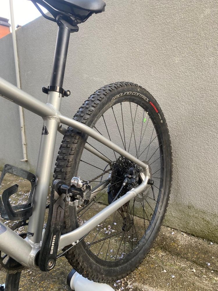 Specialized Rockhopper 2021