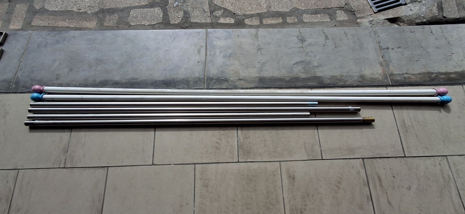 Varões para cortinados