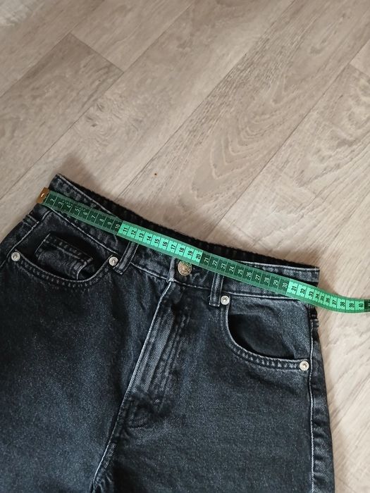 Джинси ZARA 34 розмір
