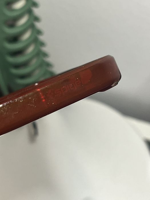 Nowe etui spigen iphone 13 pro