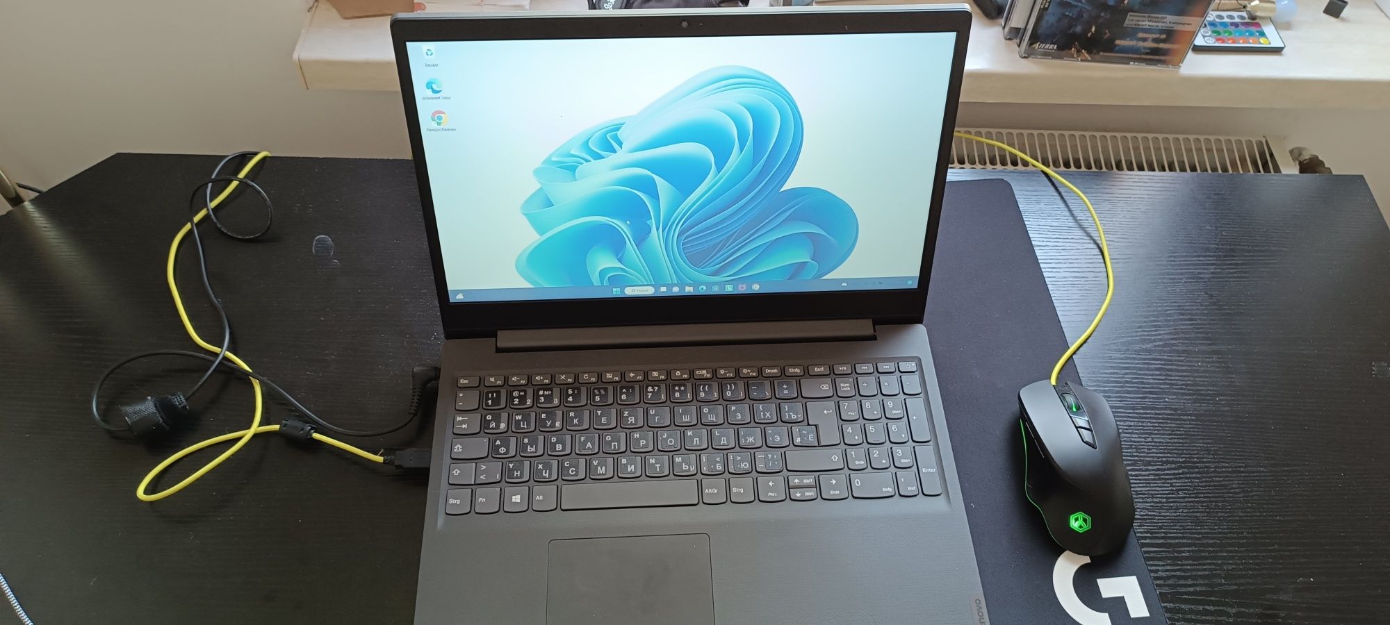 Lenovo V15-IGL продам