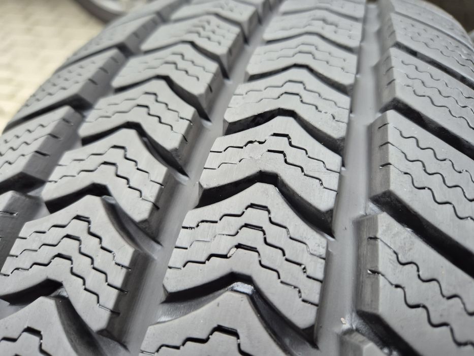 215/65/15C Semperit Van Grip 2 jak nowe 10mm 2019.r F vat. Ford  Casto