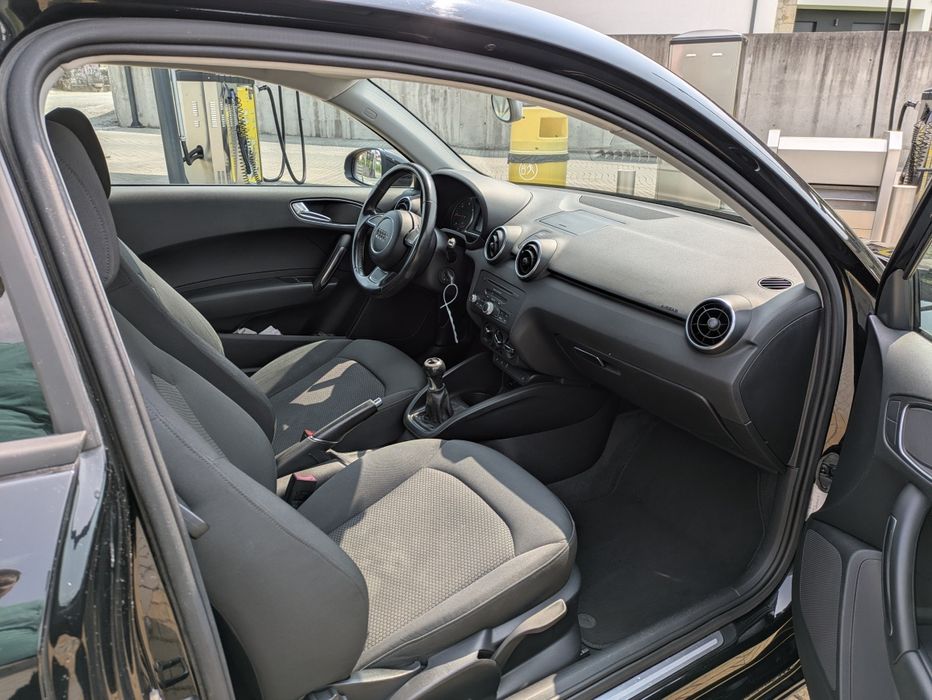 Audi A1 1.6 TDI (105) (man. 5) Ambition line