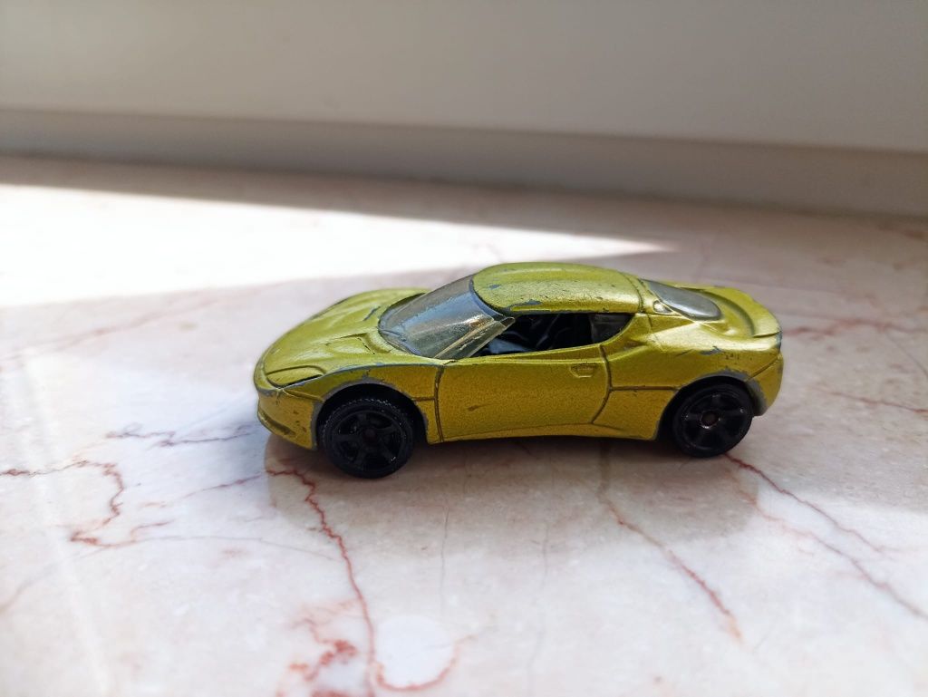Resorak Matchbox Lotus-2008