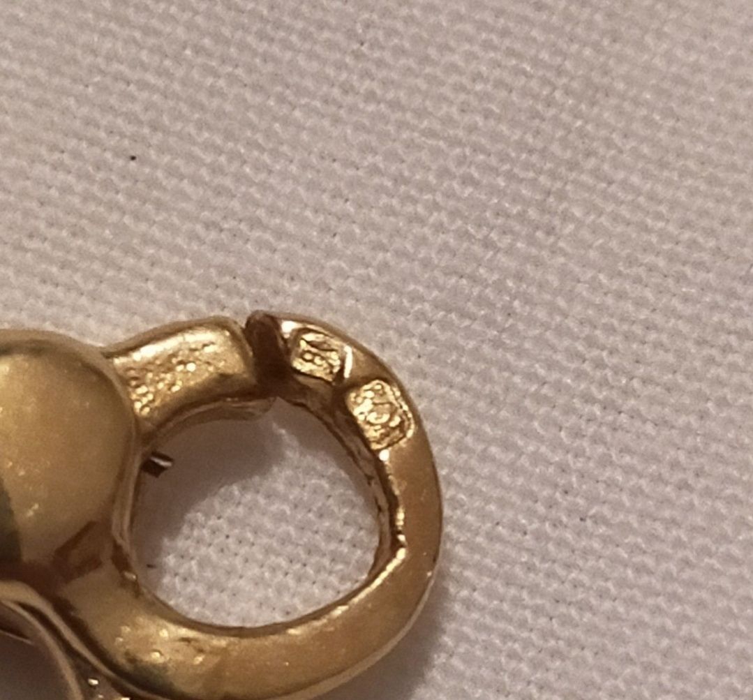Fio de ouro 19k .