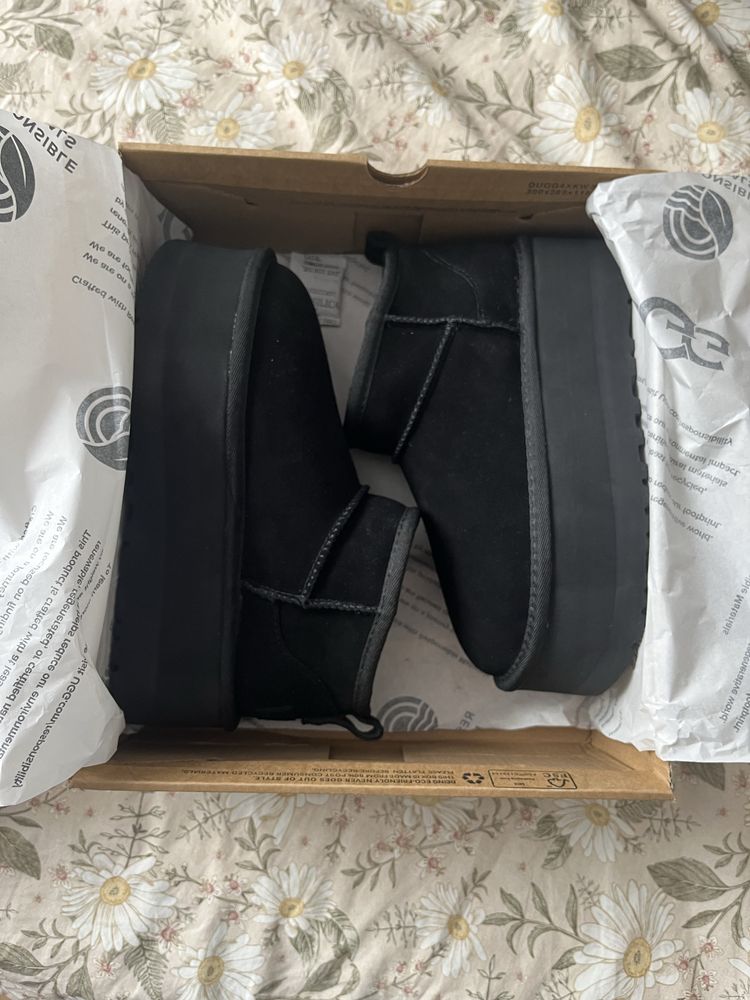 Buty UGG mini platform
