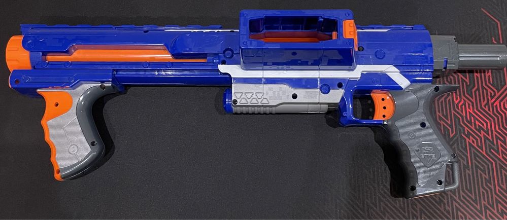 Nerf Rampgae бластер