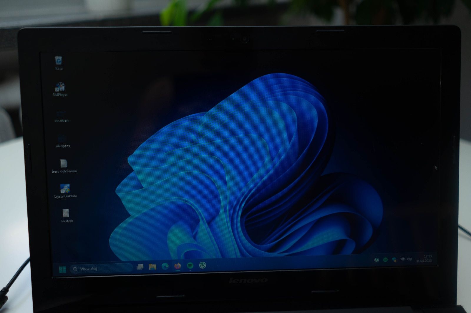 Lenovo Z50-75 AMD Radeon 8GB RAM 500GB SSHD Windows 11