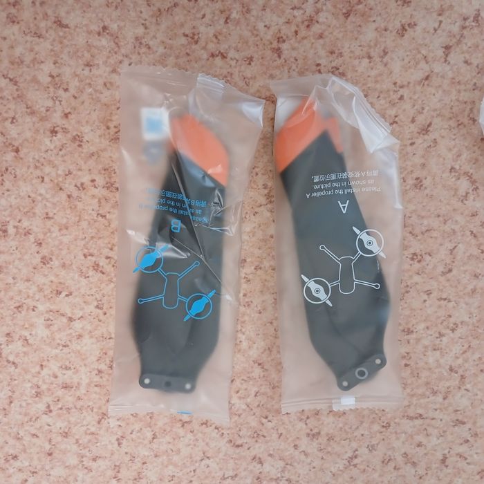 Оригінальні пропелери для дрона DJI Matrice 4