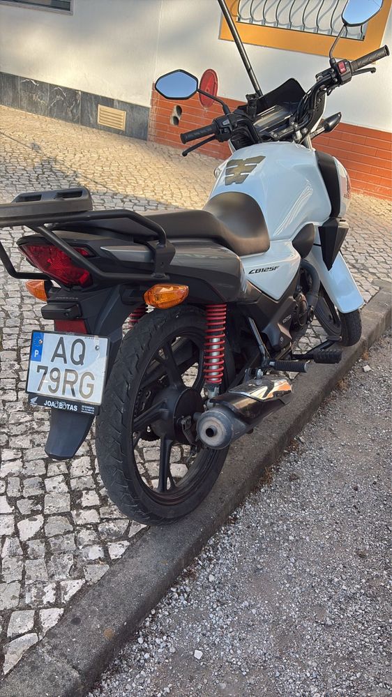 Honda CB 125 - Ano 2022