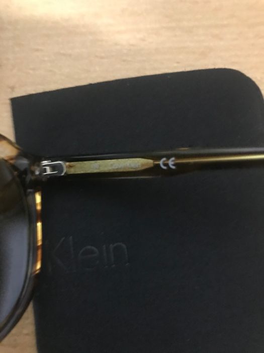 Óculos Calvin Klein (CK4357S-254)