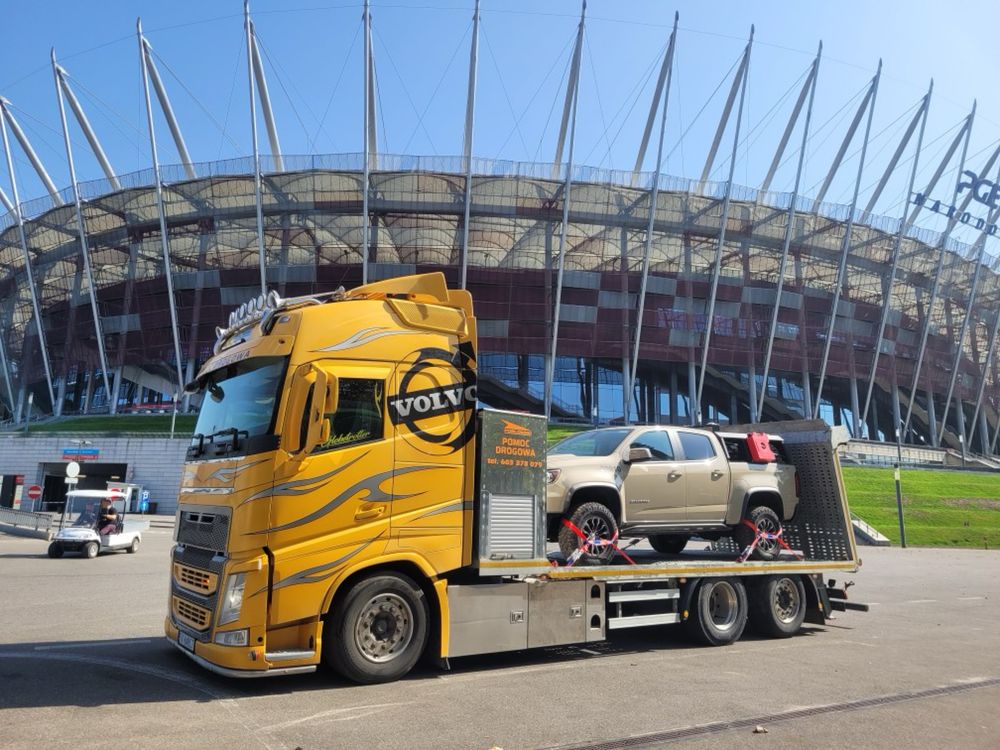 Transport niskopodwoziowy i laweta