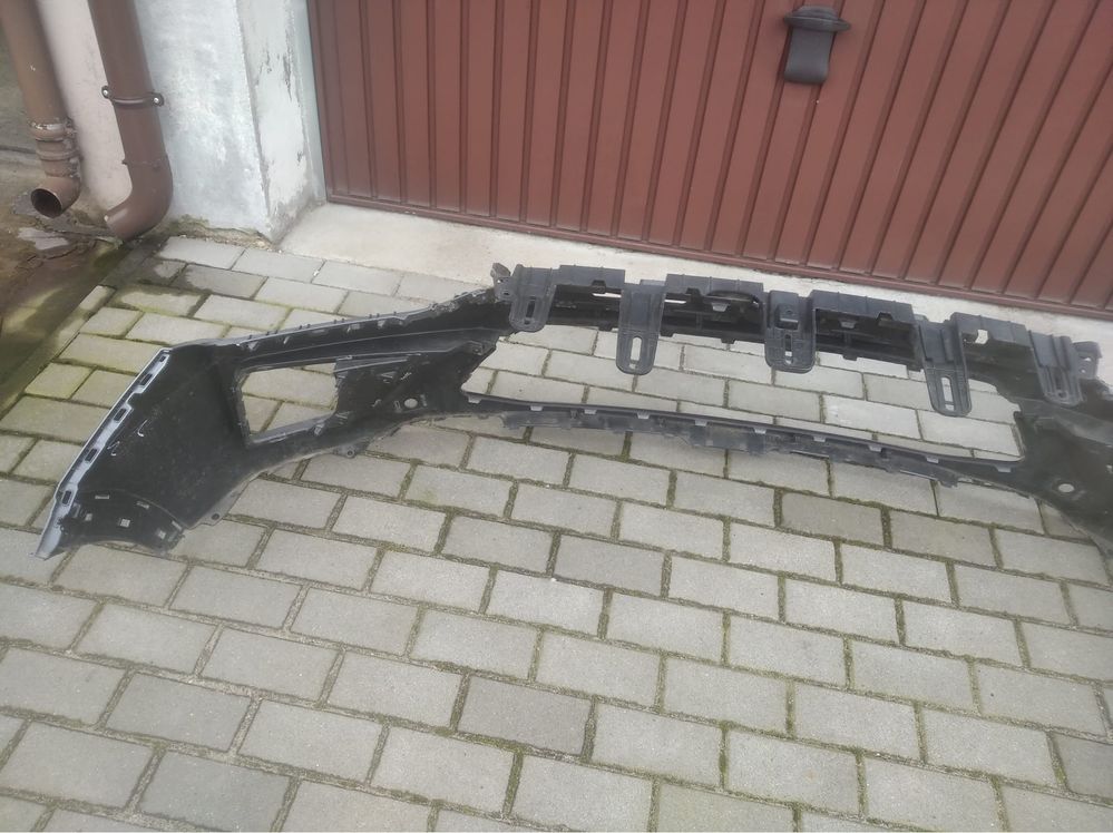 Przedni zderzak Ssang Yong Korando