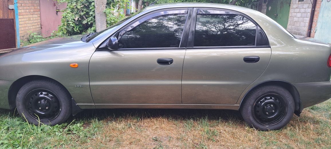 Продам дейво сенс 1.3 2004 г.в.