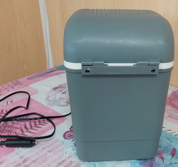 Термоелектричний холодильник та нагрівач