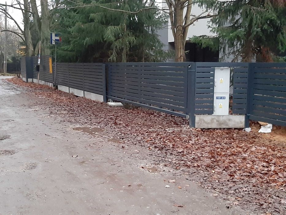 Ogrodzenia ( palisadowe, bramy,furtki,konstrukcje stalowe, kraty itp)