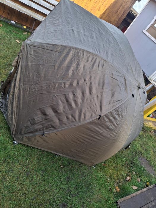 Namiot, parasol karpiowy. Brolly
