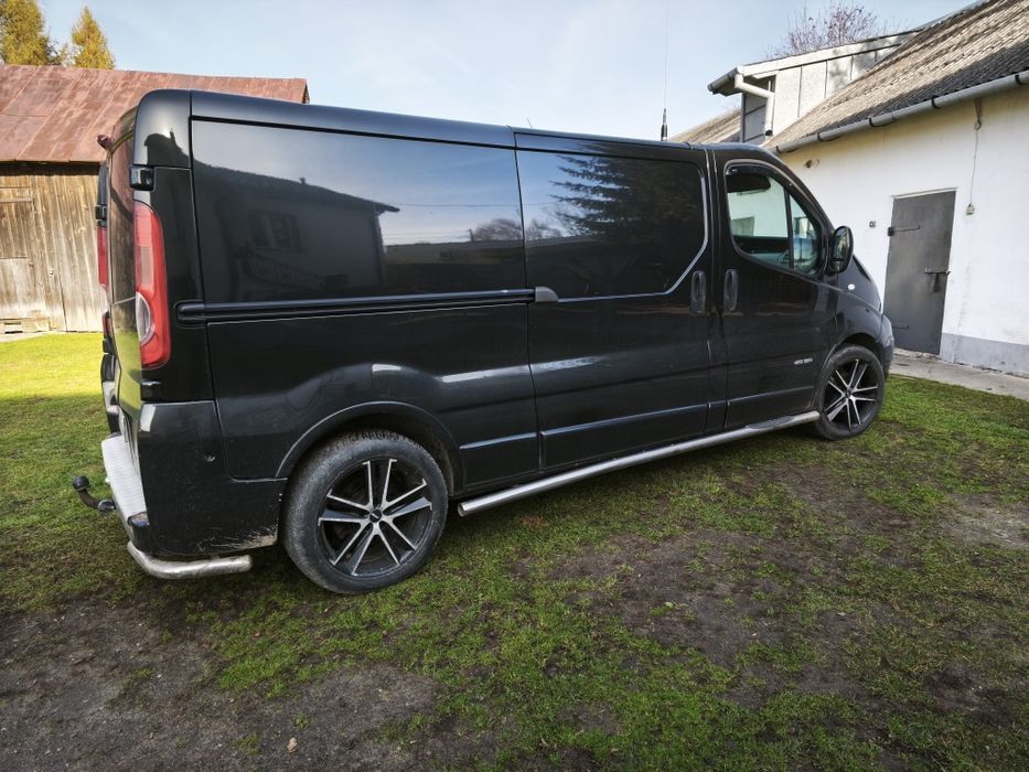 Renault Trafic 2.5 150KM 2010r