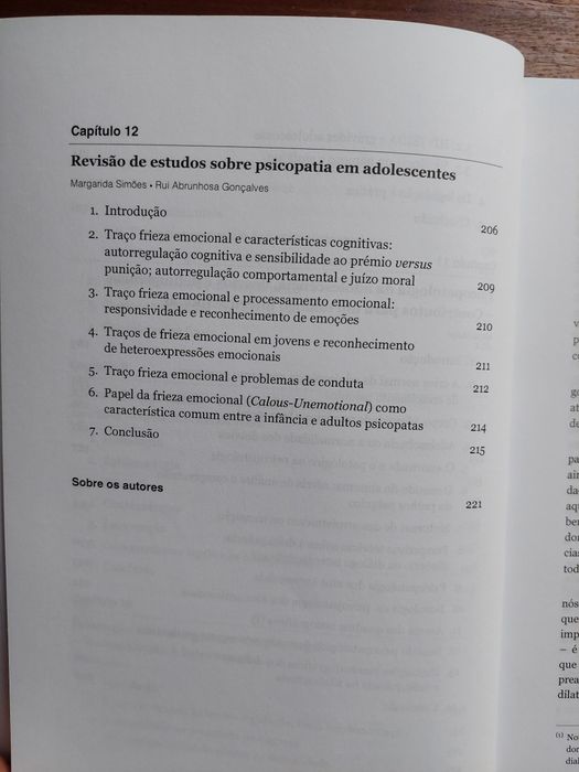 Livro "Crime, desvio e risco na adolescência"