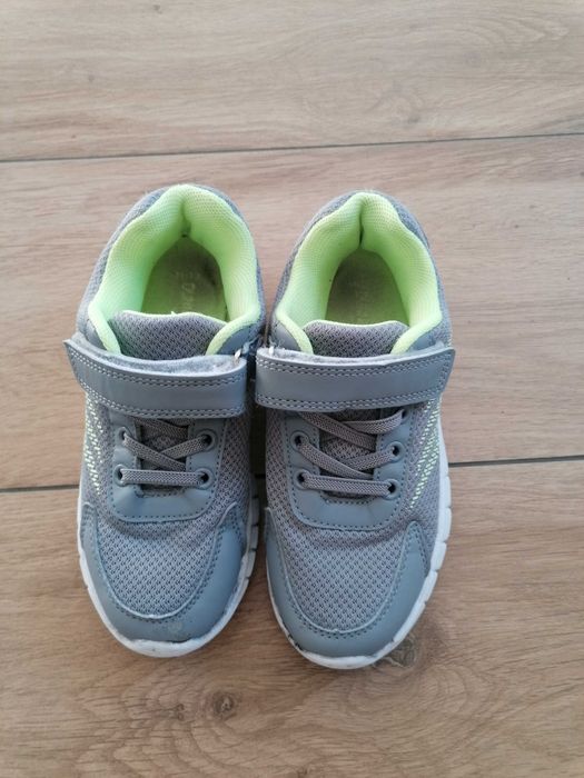 Buty sportowe chłopięce rozmiar 30