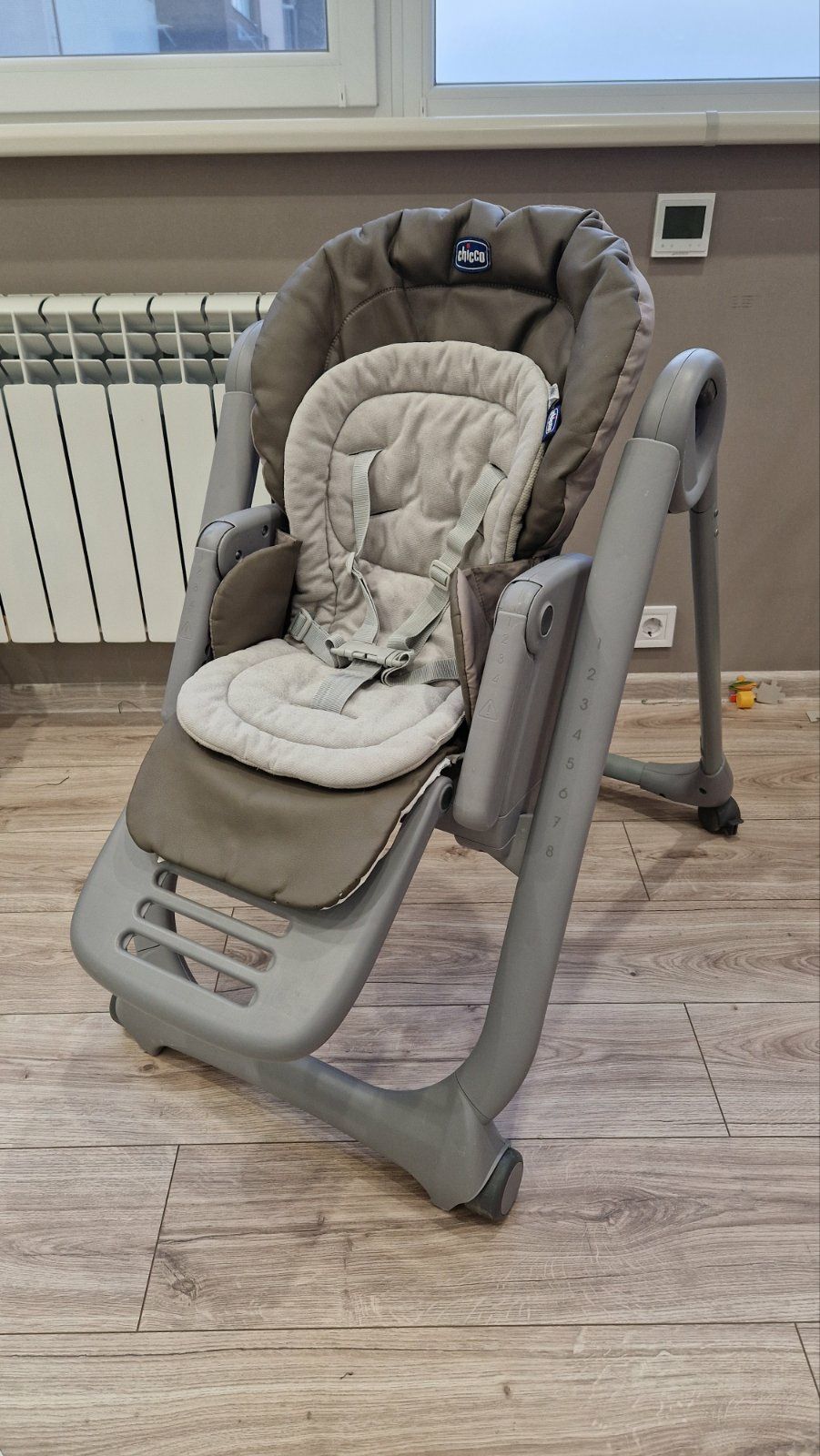 Продам Стульчик для кормления Chicco Polly Magic Relax Gray