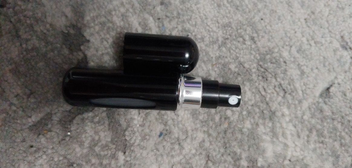 Atomizer psiukacz Pojemniczek na perfumy 5ml