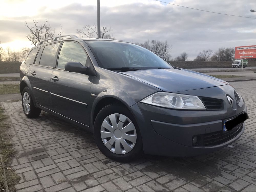 RENAULT MEGANE 2007 рік 1.5 дизель механіка 4900$