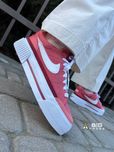 Жіночі кросівки Nike Court Legacy Lift