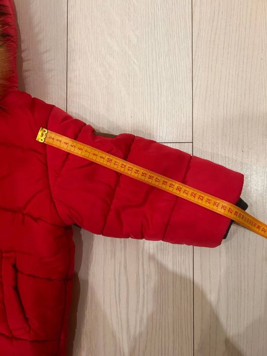 Курточка на дівчинку