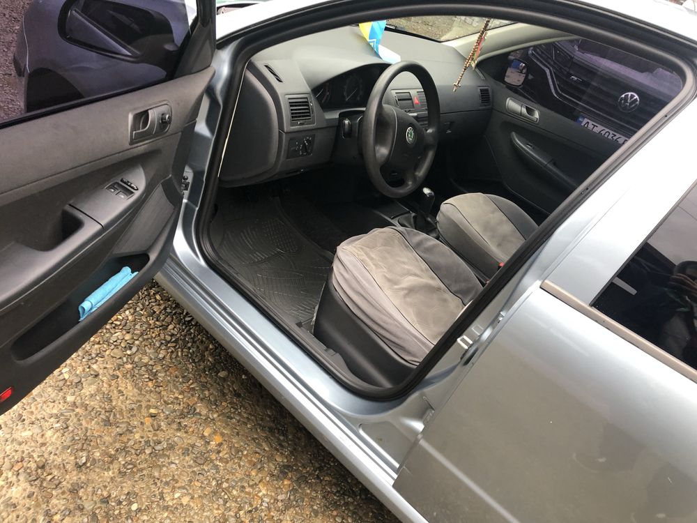 Skoda fabia 2006 року
